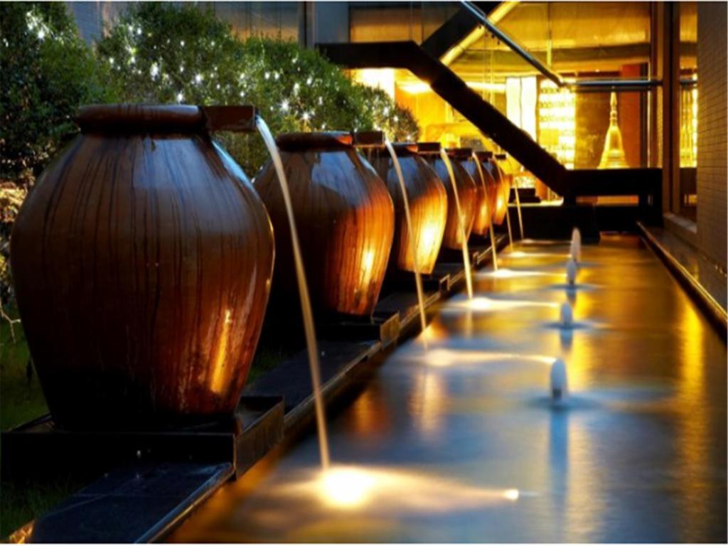 Harriway Hotel Chengdu Exterior photo