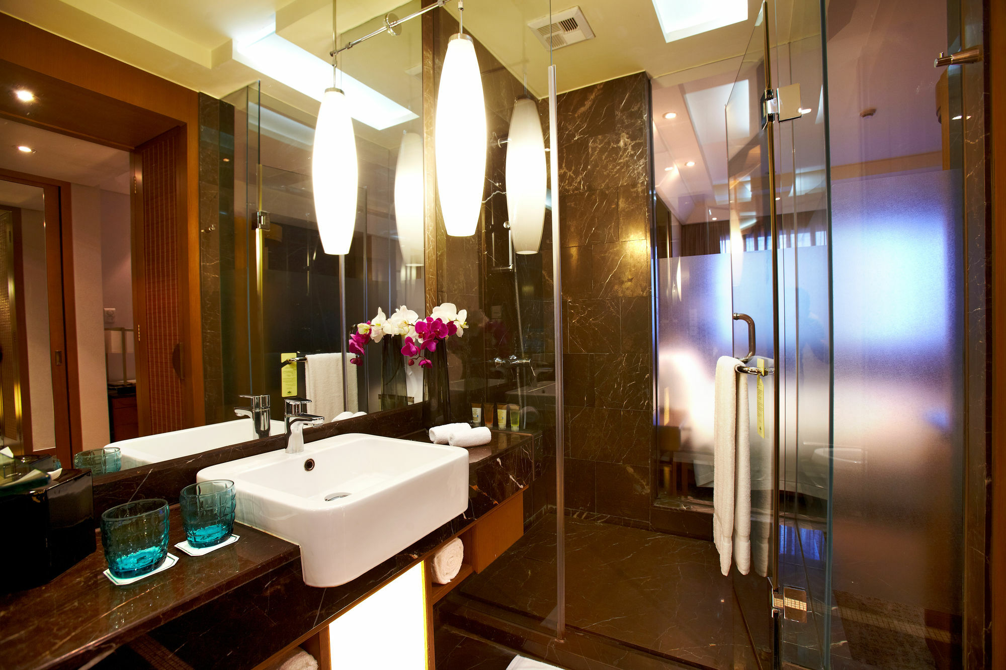 Harriway Hotel Chengdu Exterior photo