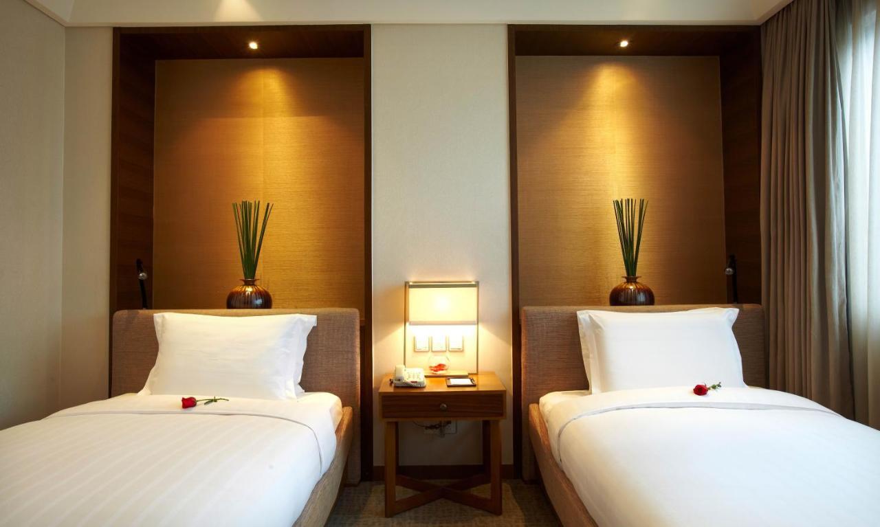 Harriway Hotel Chengdu Exterior photo